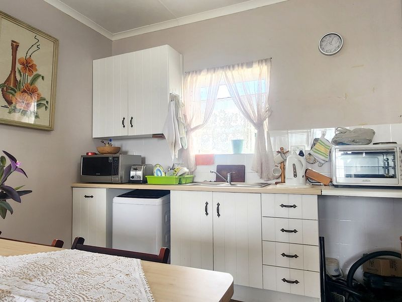 Easy Retirement in the heart of Bredasdorp - Photo 6