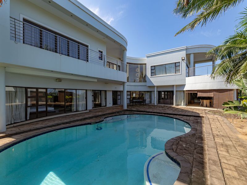 Contemporary Home in La Lucia with Breathtaking Sea Views - Photo 3