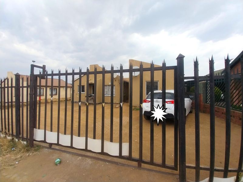 Income-Generating Property for Sale - Photo 1