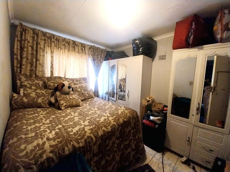Income-Generating Property for Sale - Photo 8