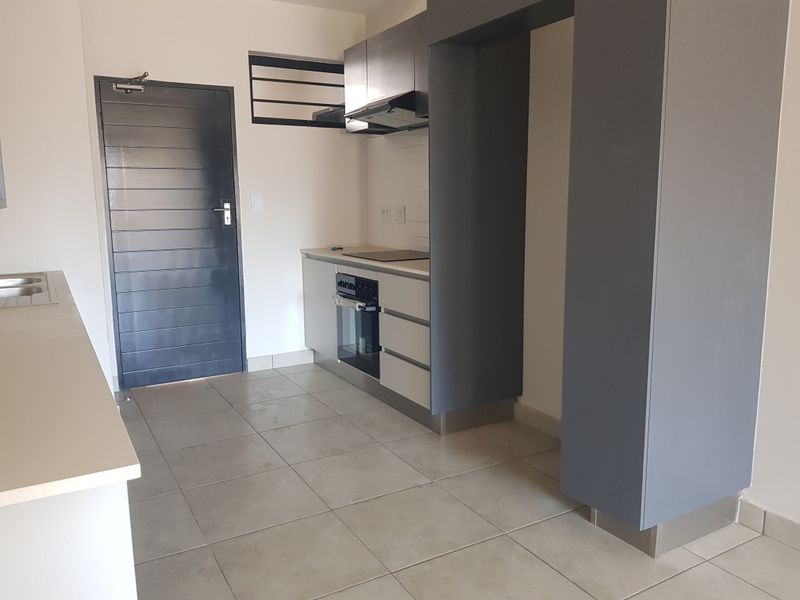 Modern two bedroom apartment - Photo 5