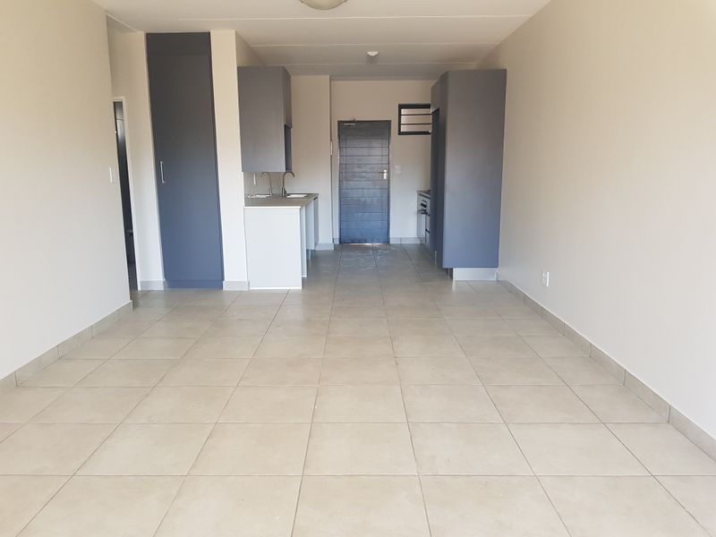 Modern two bedroom apartment - Photo 3