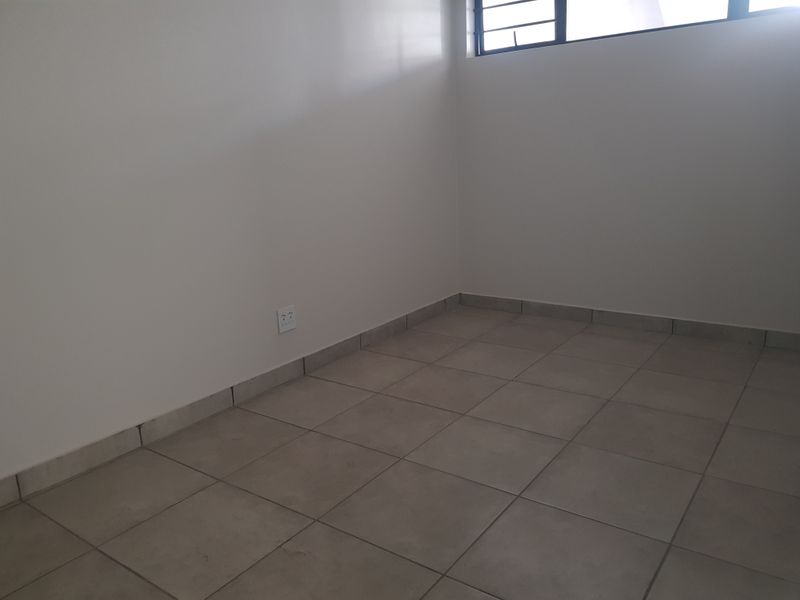 Modern two bedroom apartment - Photo 10