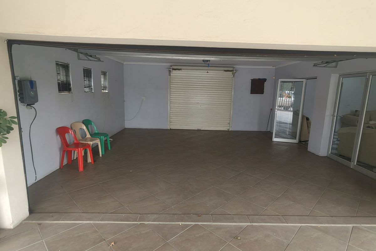 Spacious Family home in Nigel Central - Photo 5