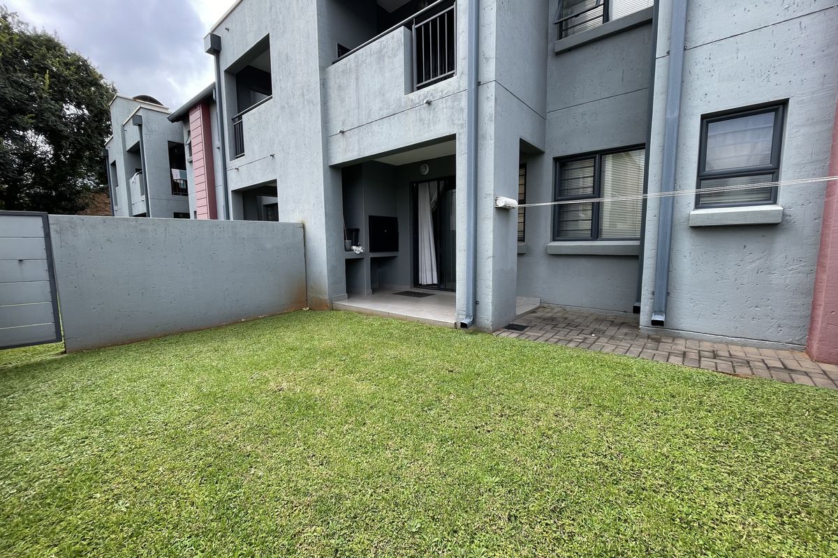 Lock up and go apartment for sale - Photo 2