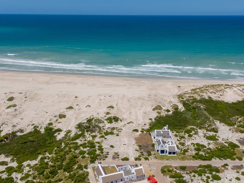 Beachfront Bliss - Photo 2