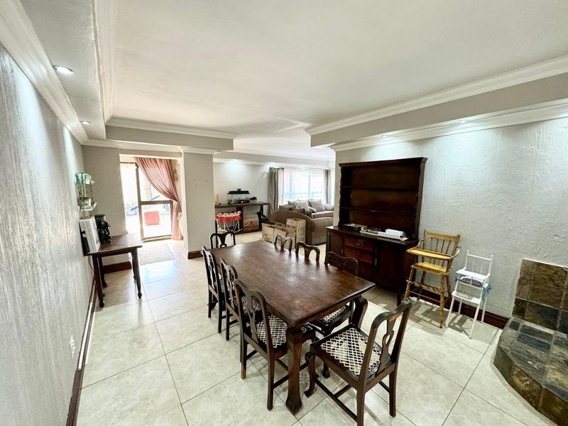 Ideal rental investment property, situated in a good area of town. - Photo 8