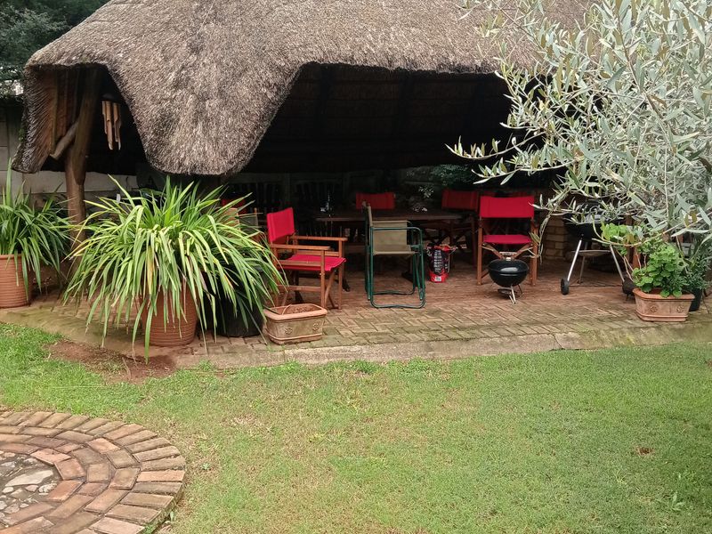 Tranquil home in quiet neighbourhood. - Photo 3