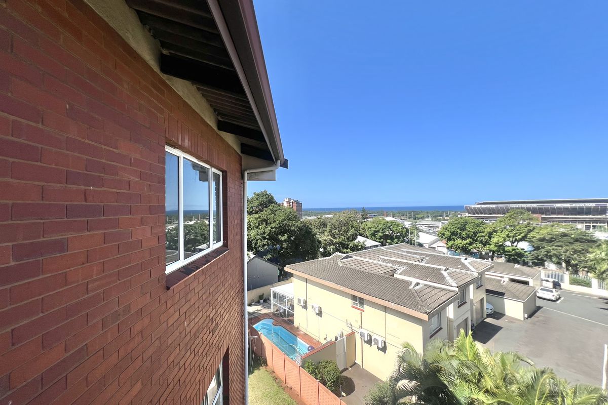 Fair priced two bedroom flat for sale - Photo 2