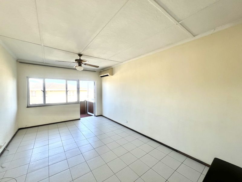 Fair priced two bedroom flat for sale - Photo 6