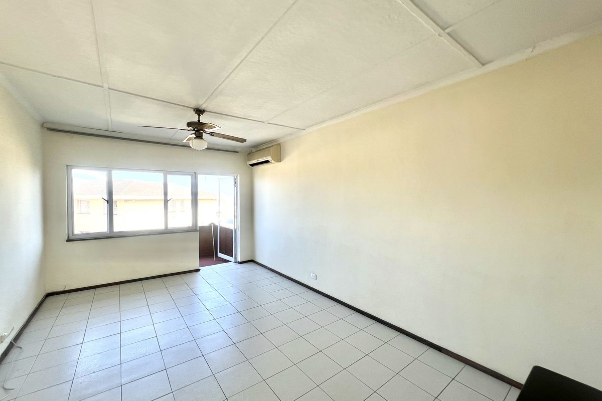 Fair priced two bedroom flat for sale - Photo 5