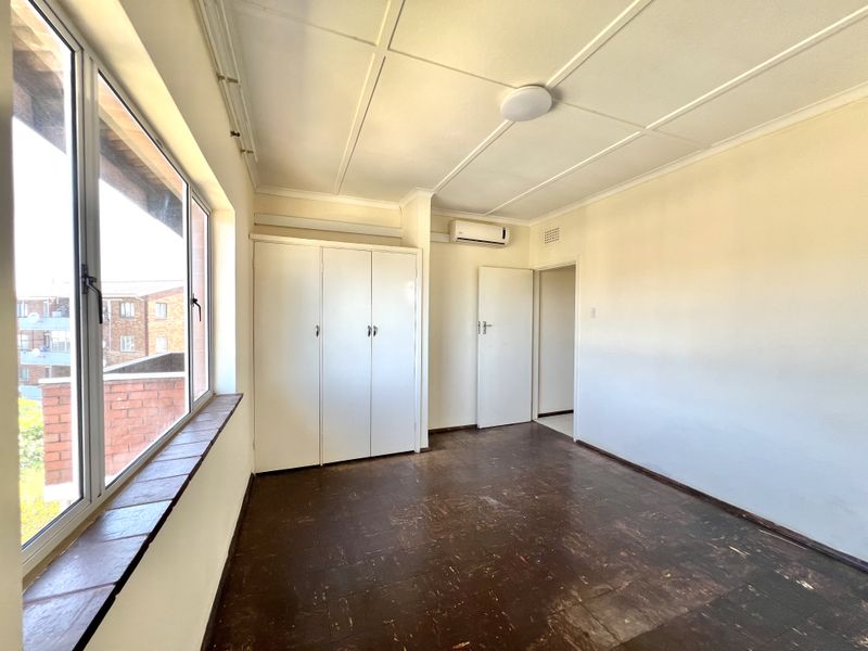 Fair priced two bedroom flat for sale - Photo 9