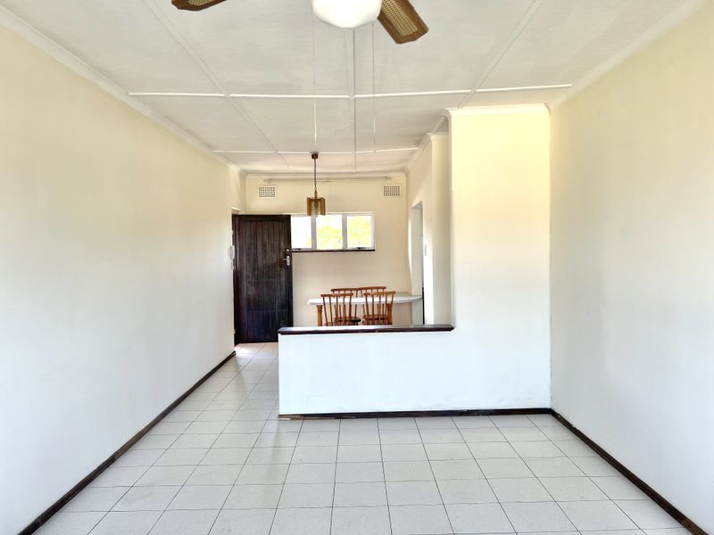Fair priced two bedroom flat for sale - Photo 8