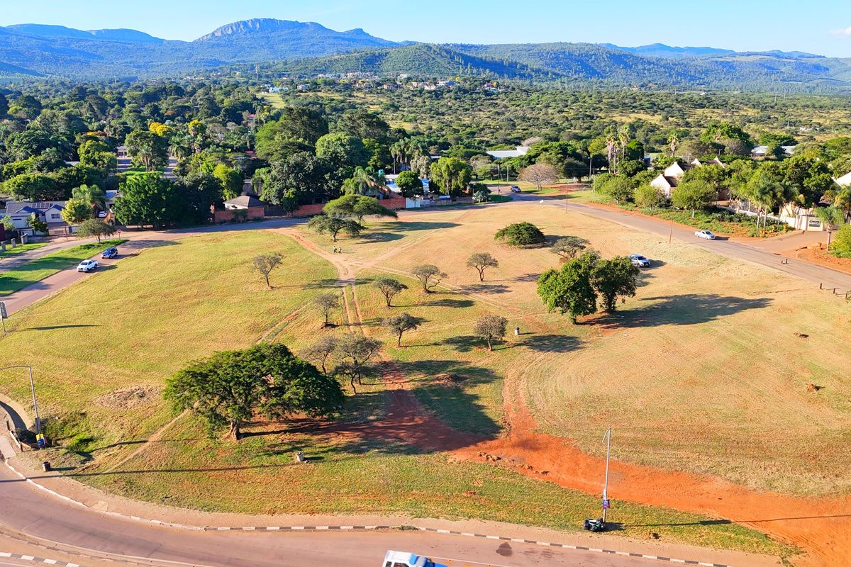 Investor's Dream - Prime 1337 Hectares Next to Makhado Crossing, for sale in Louis Trichardt - Photo 3