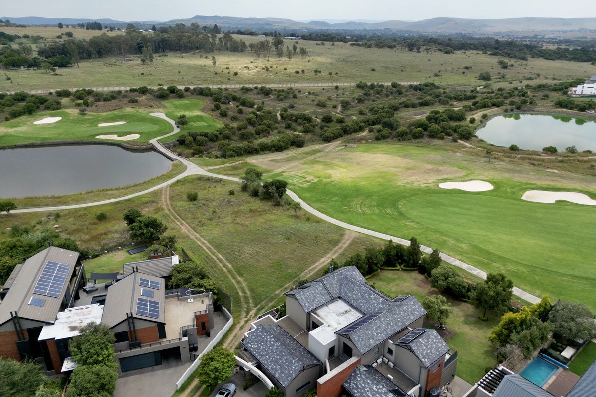 Luxurious Vacant Land Offering Unparalleled Views in Copperleaf Golf Estate - Photo 3