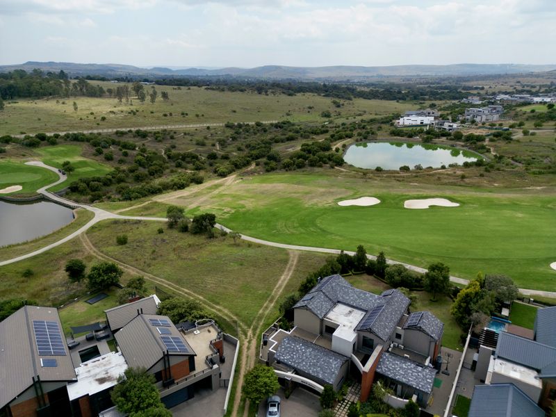 Luxurious Vacant Land Offering Unparalleled Views in Copperleaf Golf Estate - Photo 2