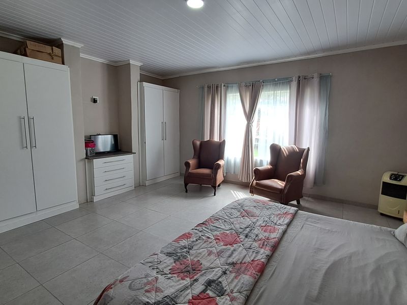 Light, Bright & Full of Life – Your Dream Home Awaits! - Photo 3