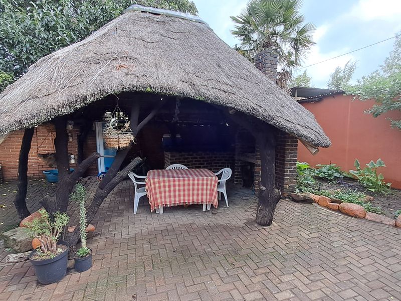 Light, Bright & Full of Life – Your Dream Home Awaits! - Photo 9