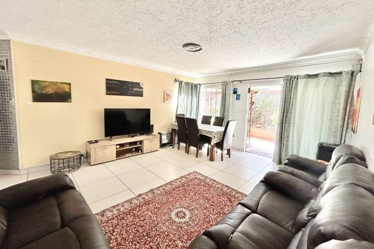 Private, Easy-Care Lifestyle For R1 299 999 - Photo 3