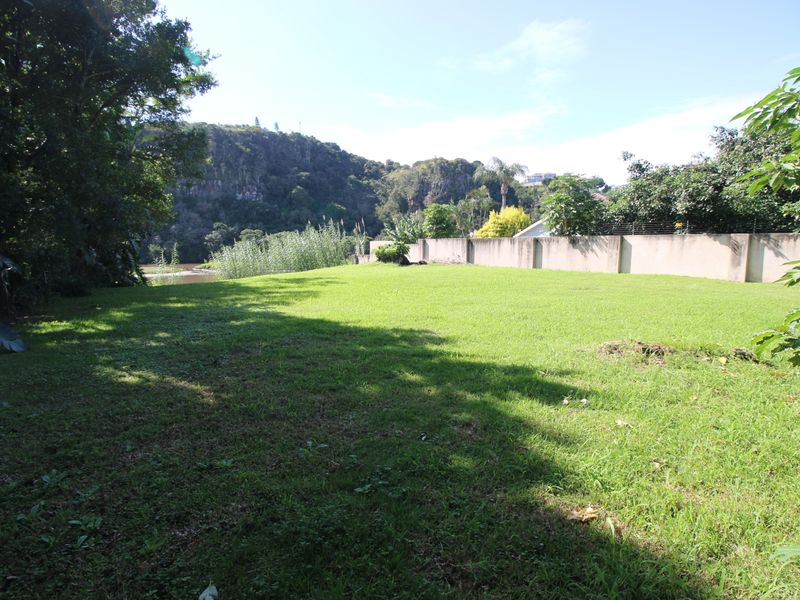 Magnificent plot with river frontage! - Photo 7