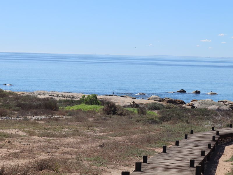 The entire breathtaking view is spread out before you... - Photo 4