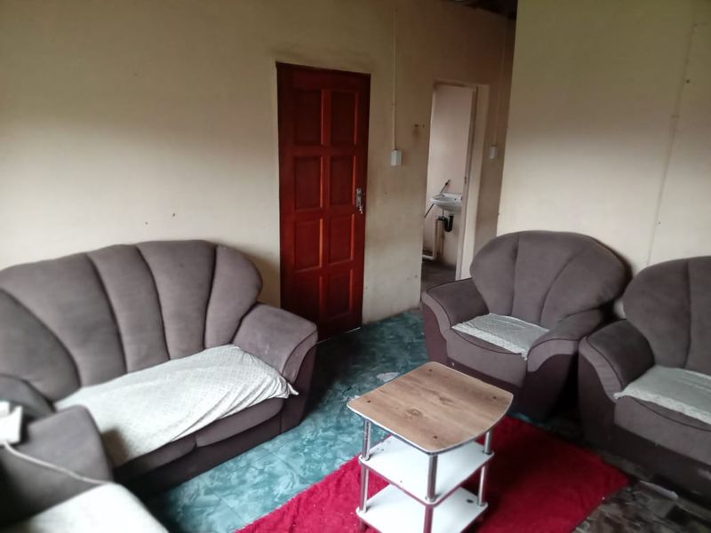 Starter Family Home - Photo 8