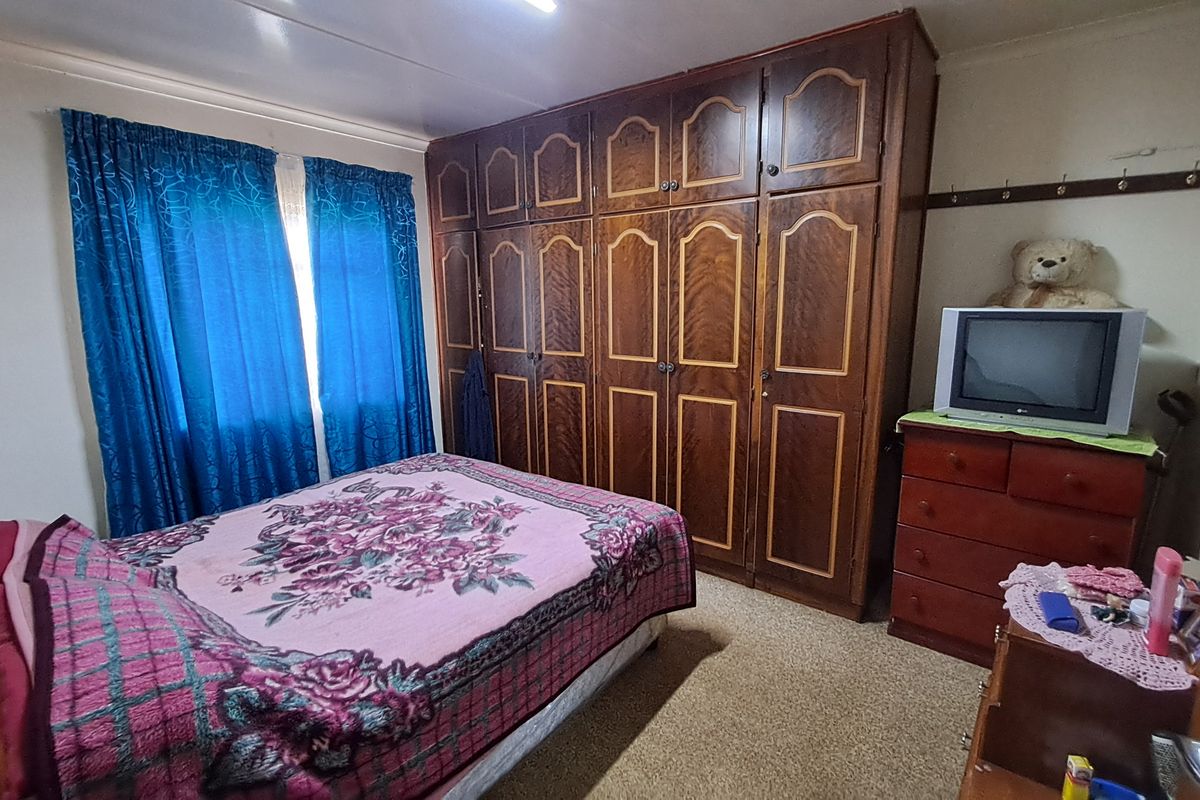 Beautiful Home for Sale in Balfour – Perfect for Families or First-Time Buyers! - Photo 4