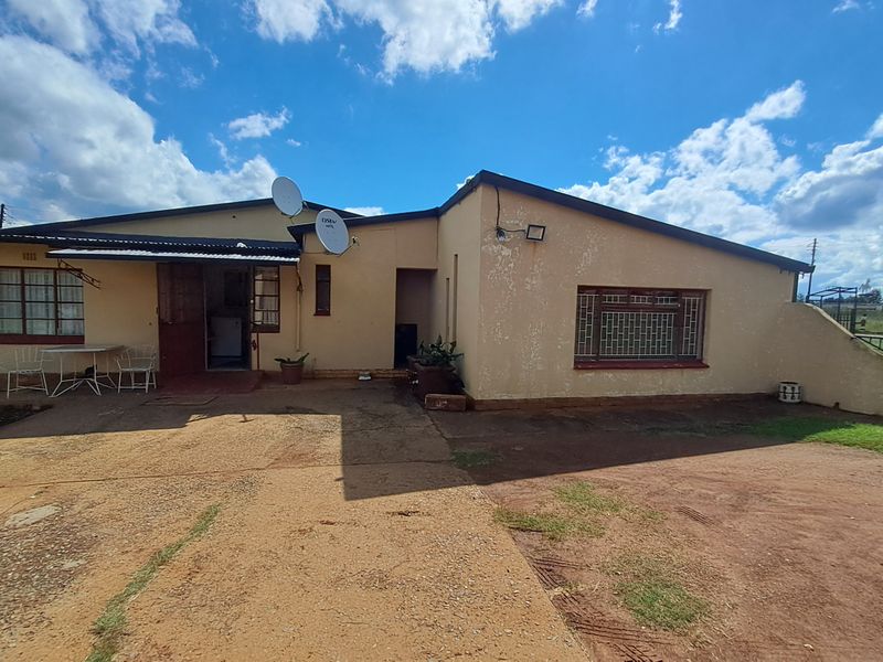 Beautiful Home for Sale in Balfour – Perfect for Families or First-Time Buyers! - Photo 2