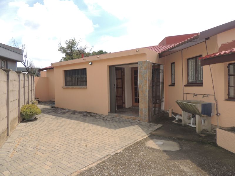 Charming Family Starter - Photo 9