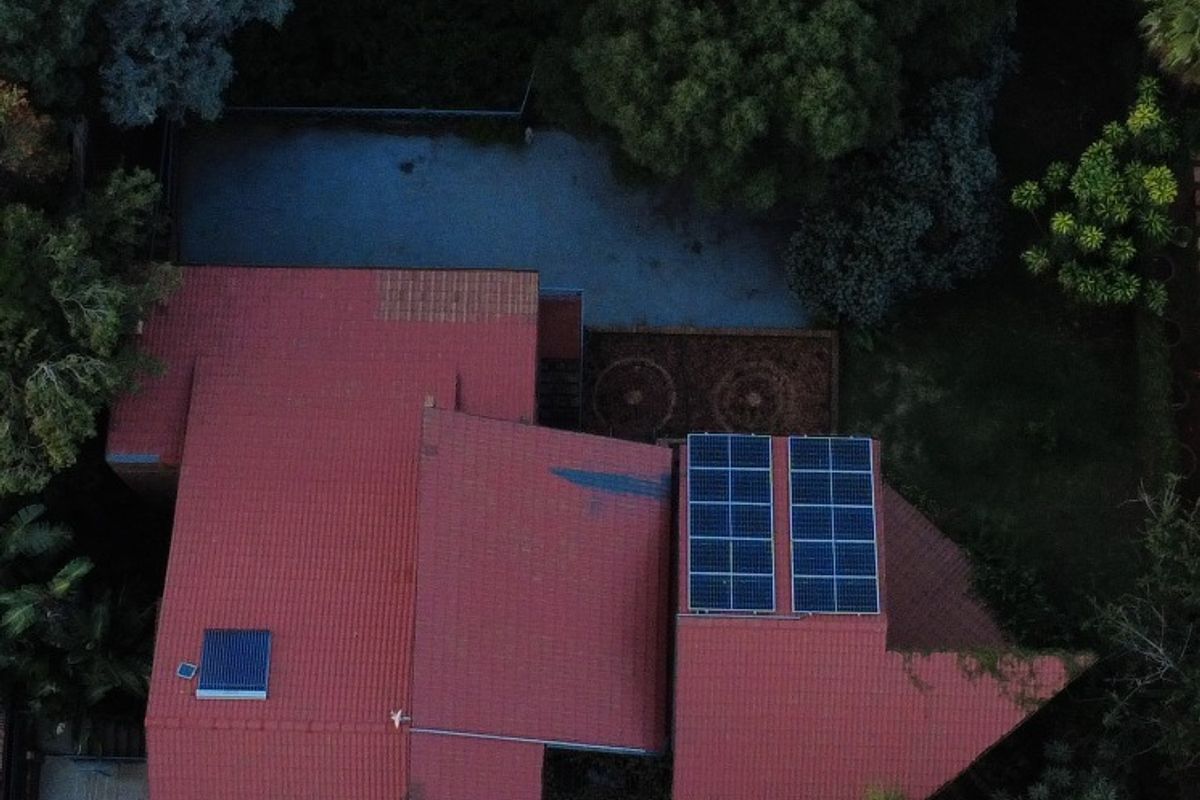 "Multi-Level Tranquility with Breathtaking Views in Florauna - Photo 2