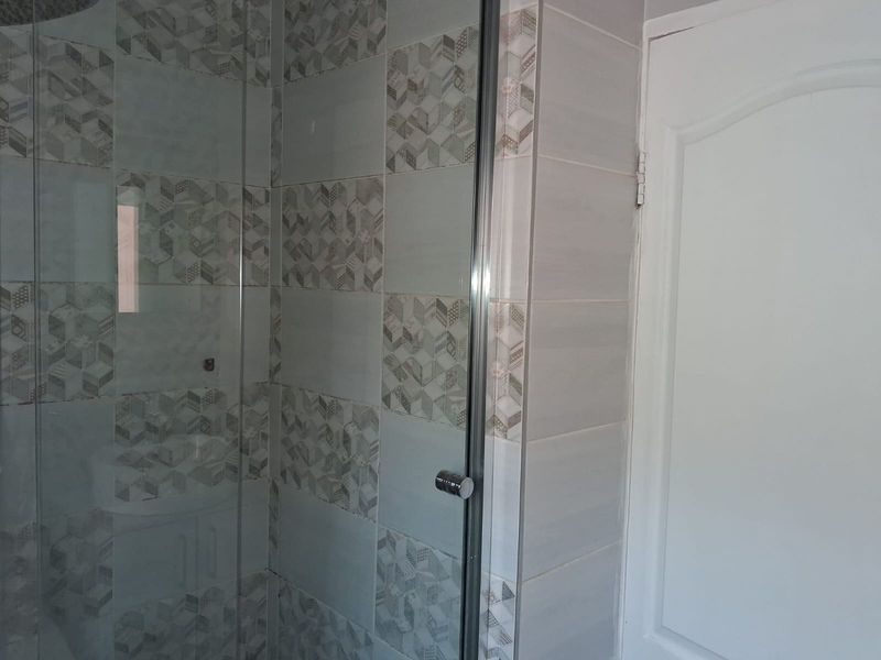 Stop Renting! Own This Spacious two bedroom Gem - Photo 10