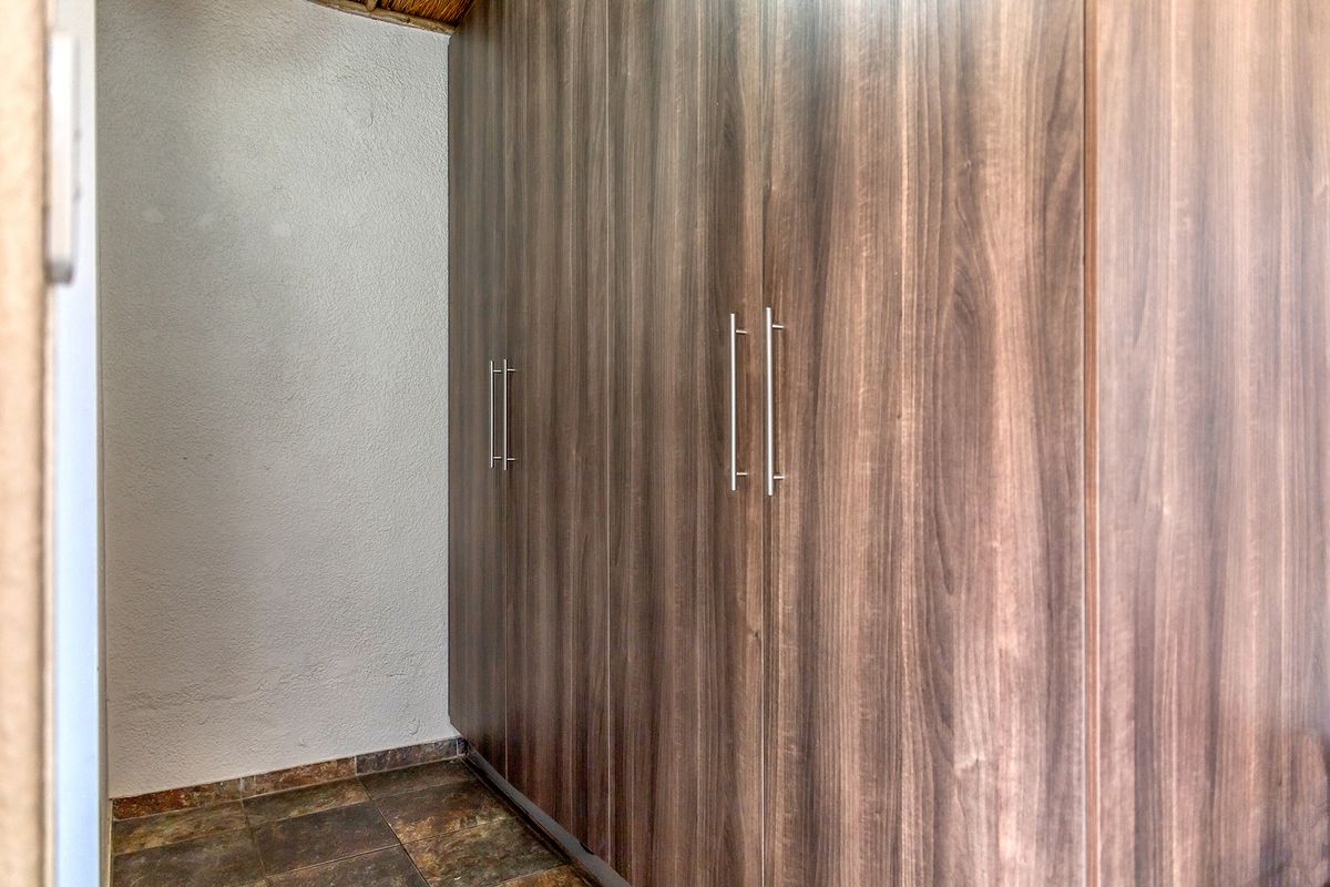 Stunning 3 Bedroom Townhouse in Culemborgpark - Photo 5