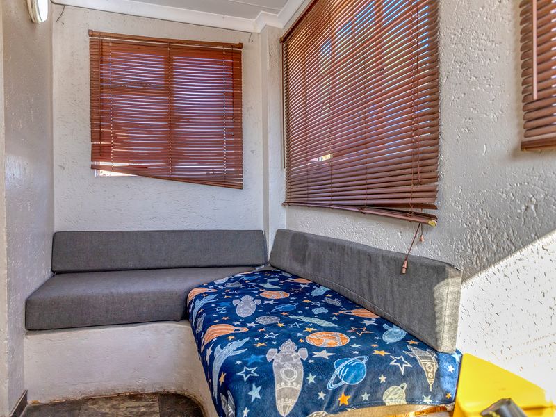 Stunning 3 Bedroom Townhouse in Culemborgpark - Photo 7