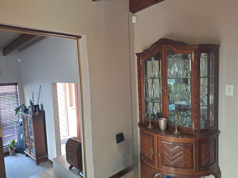 THREE BEDROOM FAMILY HOME FOR SALE IN WILROPARK - MAKE ME YOURS! - Photo 10