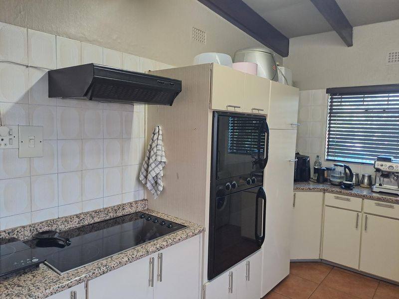 THREE BEDROOM FAMILY HOME FOR SALE IN WILROPARK - MAKE ME YOURS! - Photo 4