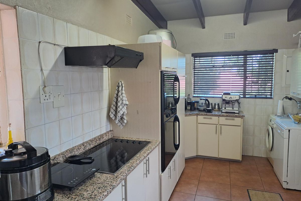 THREE BEDROOM FAMILY HOME FOR SALE IN WILROPARK - MAKE ME YOURS! - Photo 2