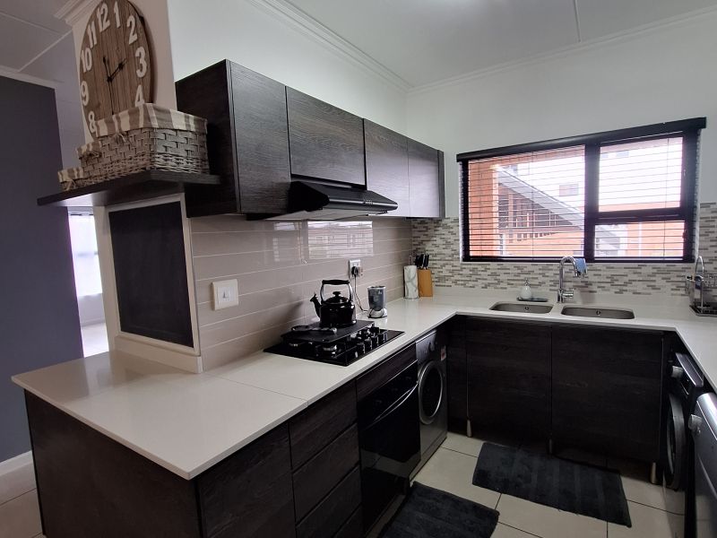 3 bed 2 bath 99  sqm first Floor Apartment Call me Al but Call me ALAADDIN & SURAIYA - Photo 3