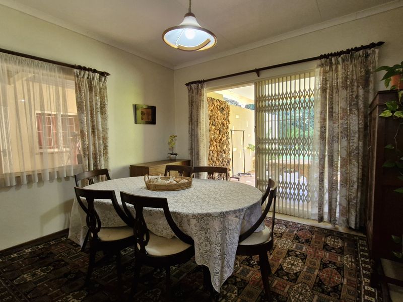 Family Home Conveniently Across from Primary School - Photo 5