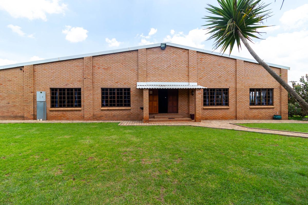 Divine Multi-Purpose Estate – Church, Events, School & Stay-All-in-One! - Photo 5