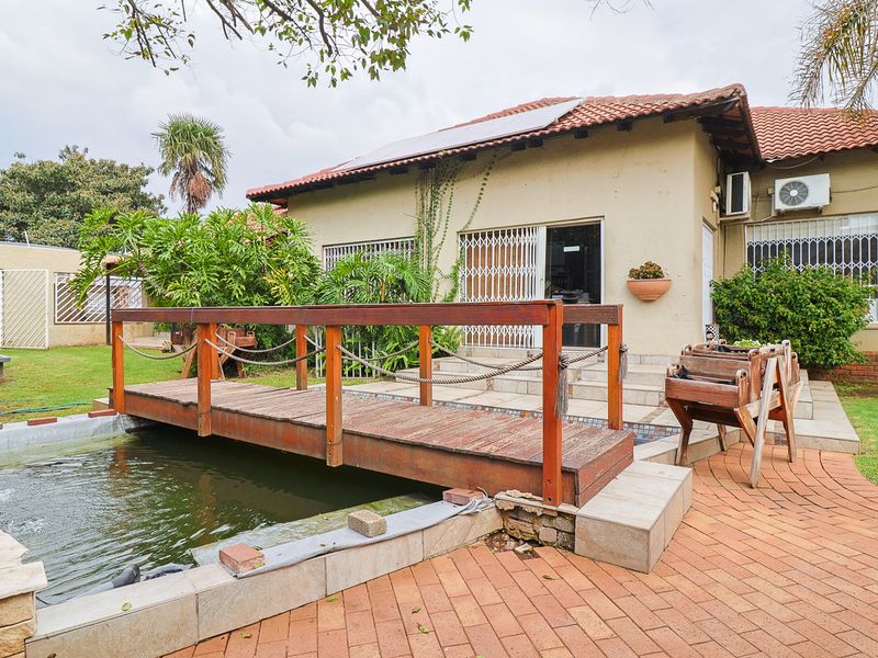 Unlock Success – High-Traffic Commercial Gem in Prime Location - Photo 10