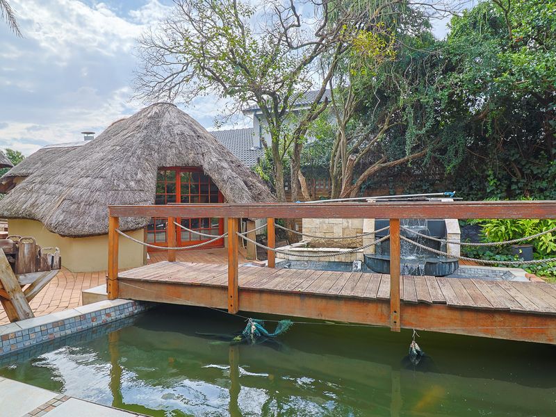 Unlock Success – High-Traffic Commercial Gem in Prime Location - Photo 6