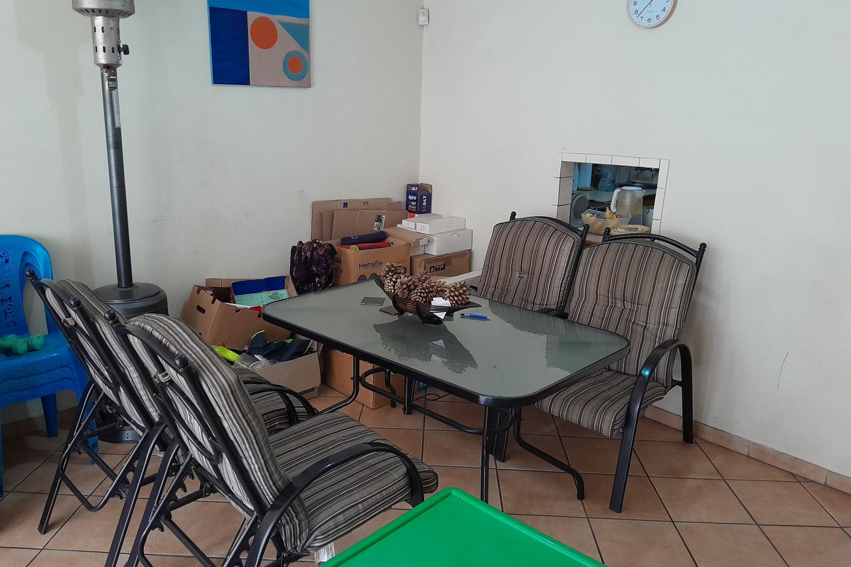 Meyerspark Duplex, Modern Stunning living-spacious -step into comfort - Photo 5