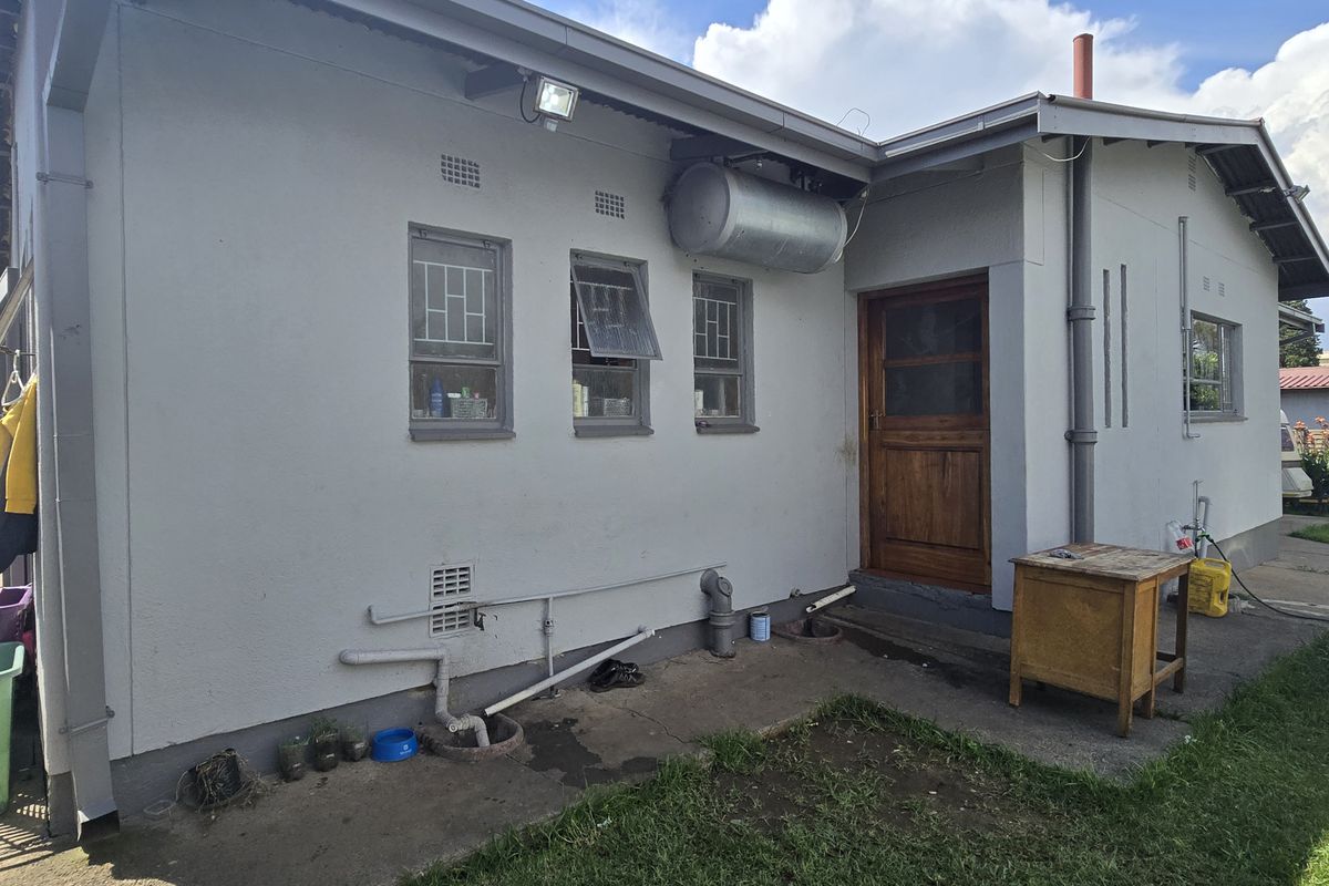 3 Bedroom House for Sale in Vanderbijlpark SE 1 - Photo 3