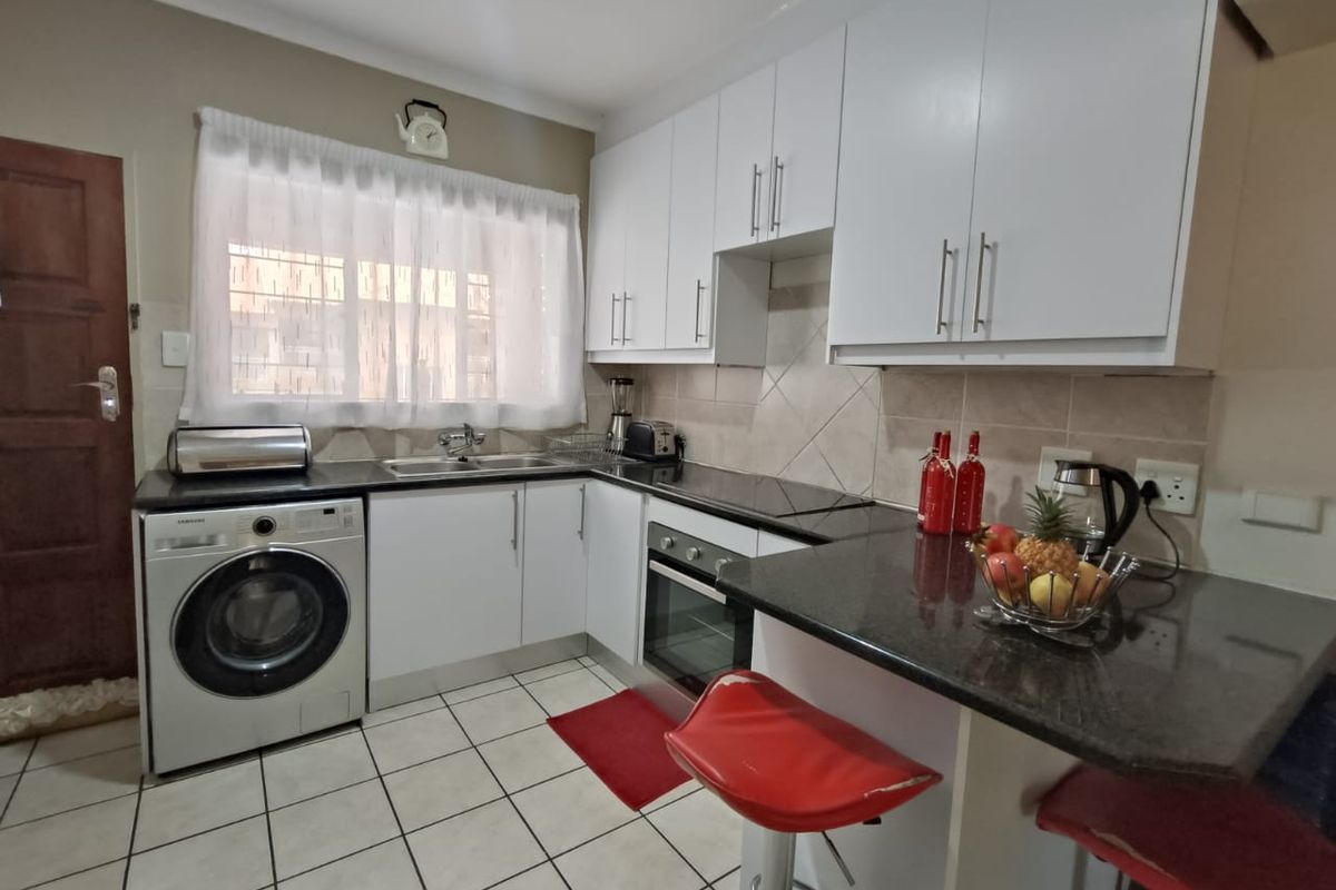 2-Bedroom Apartment for Sale - Photo 3