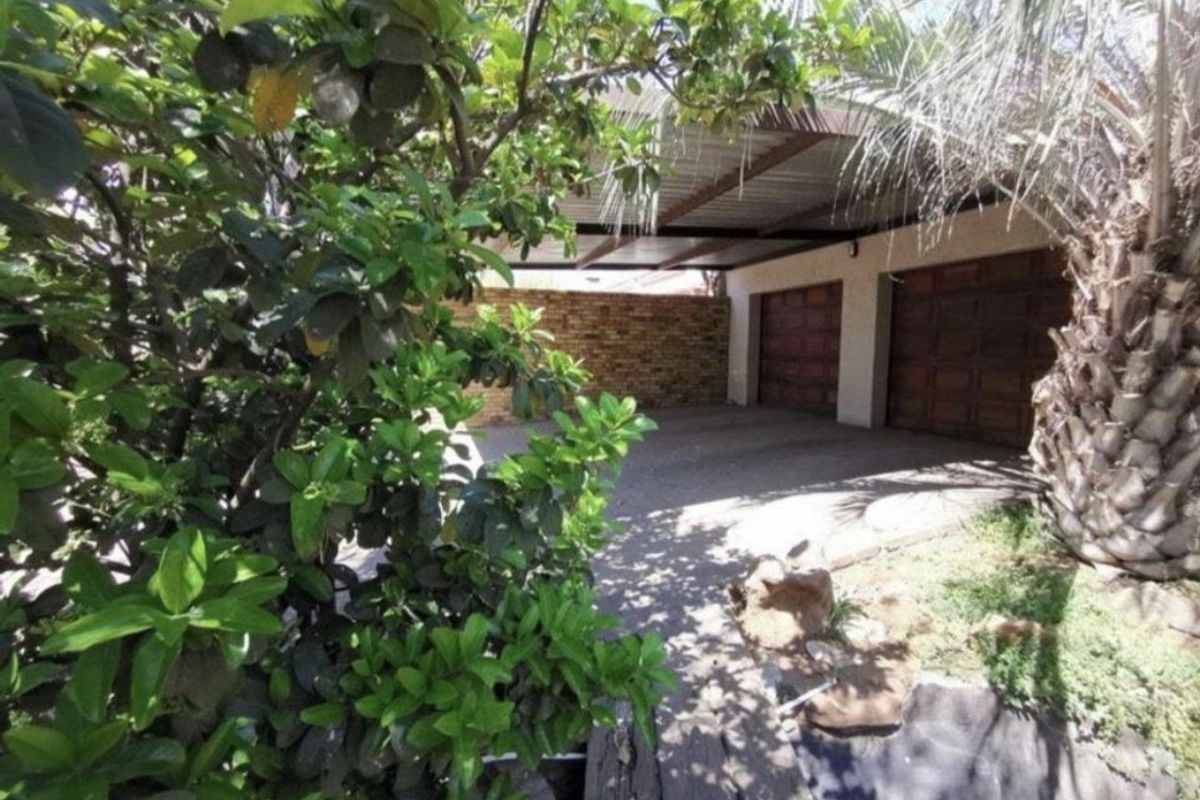 Your New Home, Perfectly Positioned - Photo 2