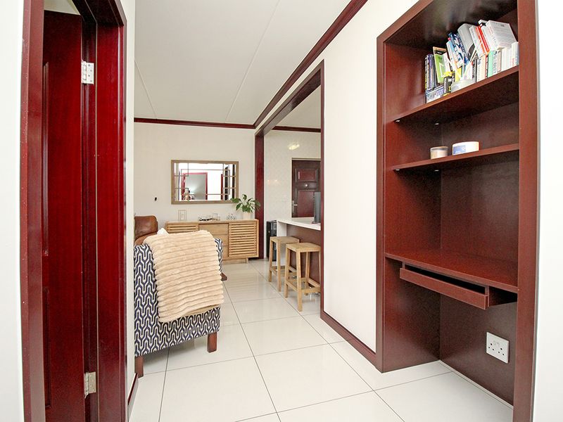 Eye Appeal plus purse appeal - Photo 8