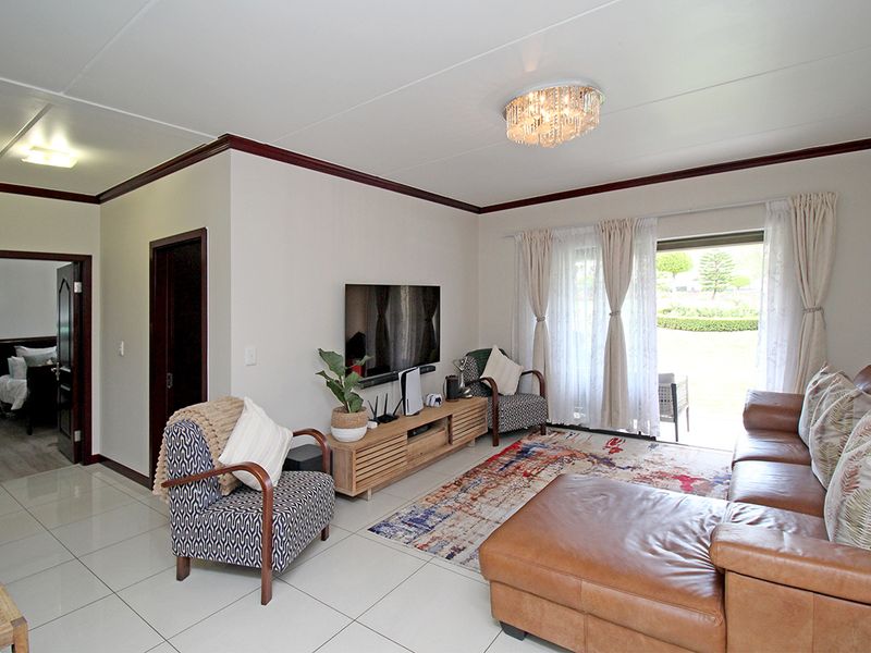 Eye Appeal plus purse appeal - Photo 6