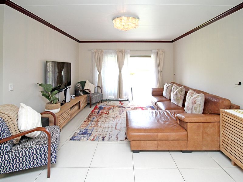 Eye Appeal plus purse appeal - Photo 4