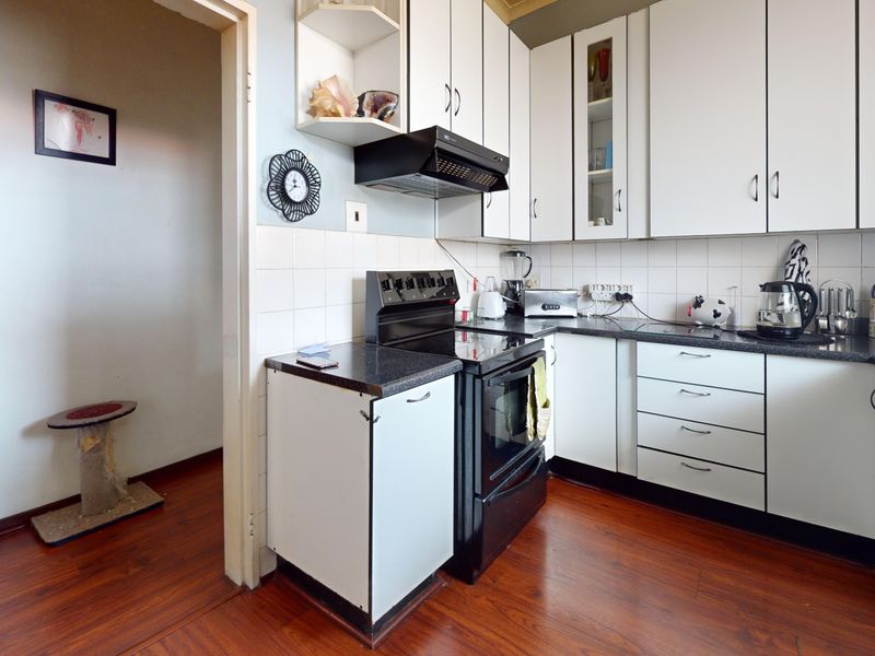 Modern 2-Bedroom, 2-Bathroom Second-Floor Unit with Exceptional Amenities - Photo 8