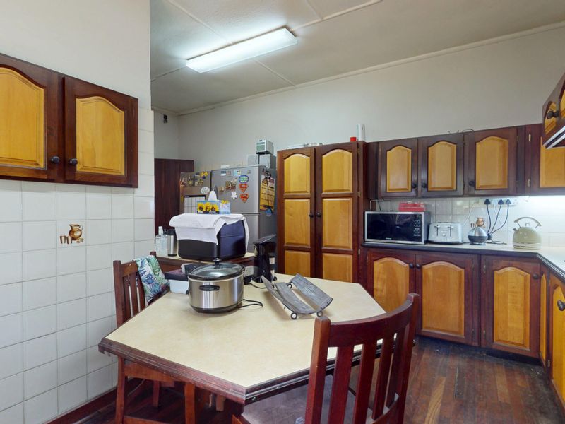 Spacious Family Home in the Heart of Lambton’s Business District! - Photo 8